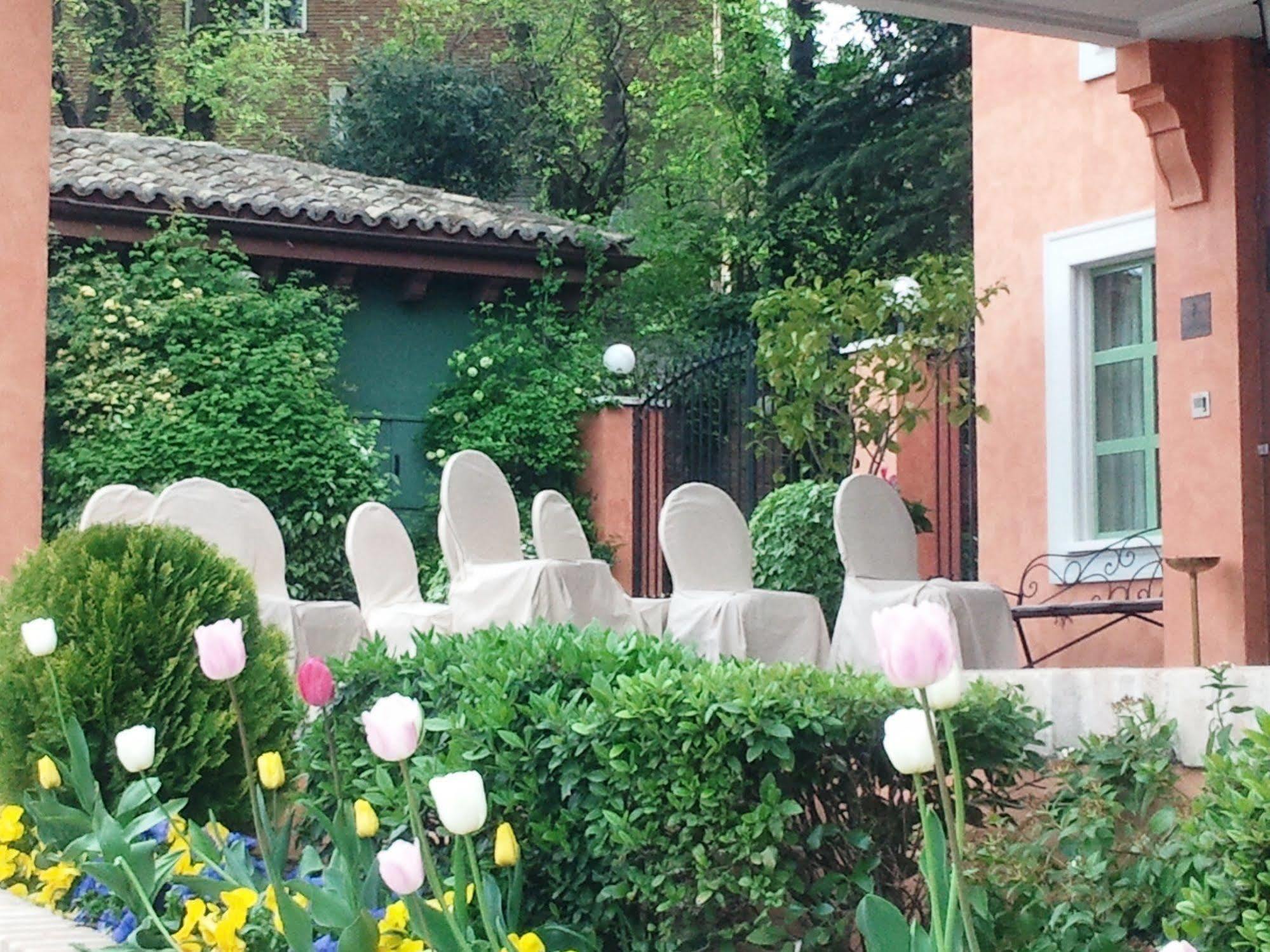 La Quinta De Los Cedros Madrid Kültér fotó