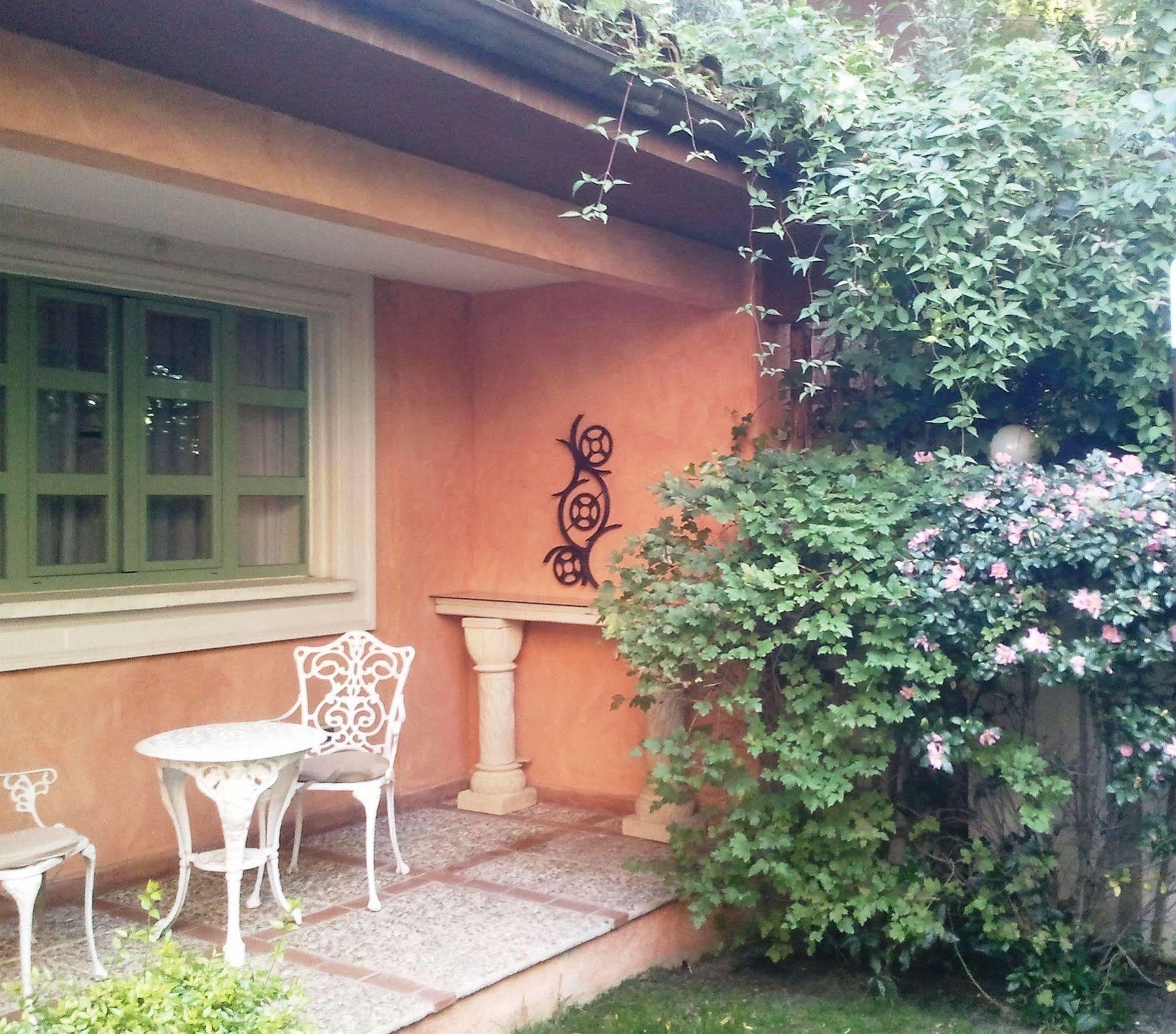 La Quinta De Los Cedros Madrid Kültér fotó